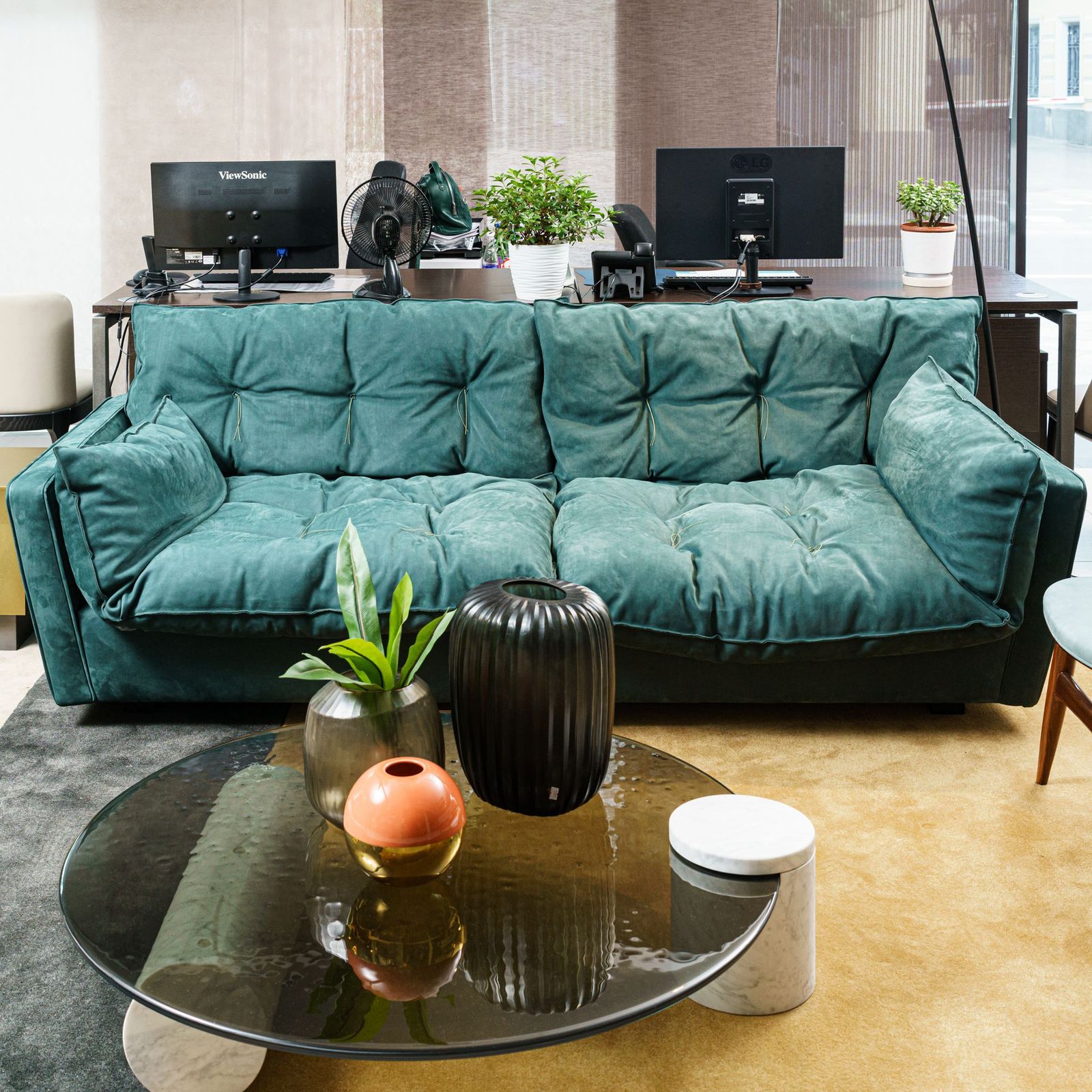 Baxter Двухместный диван Sorrento Kashmir Jade от Baxter — в интерьере