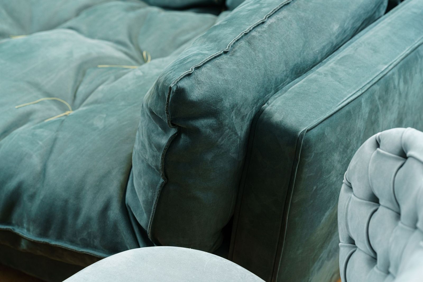 Baxter Двухместный диван Sorrento Kashmir Jade от Baxter — в интерьере