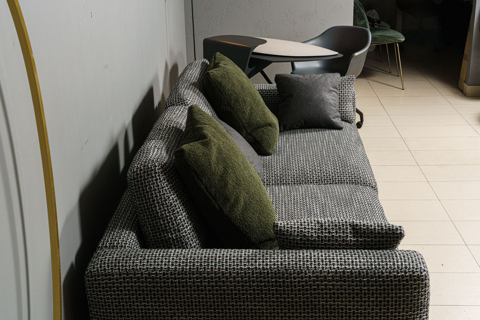 Flou Диван My Place Fred/Warm от Flou — в интерьере