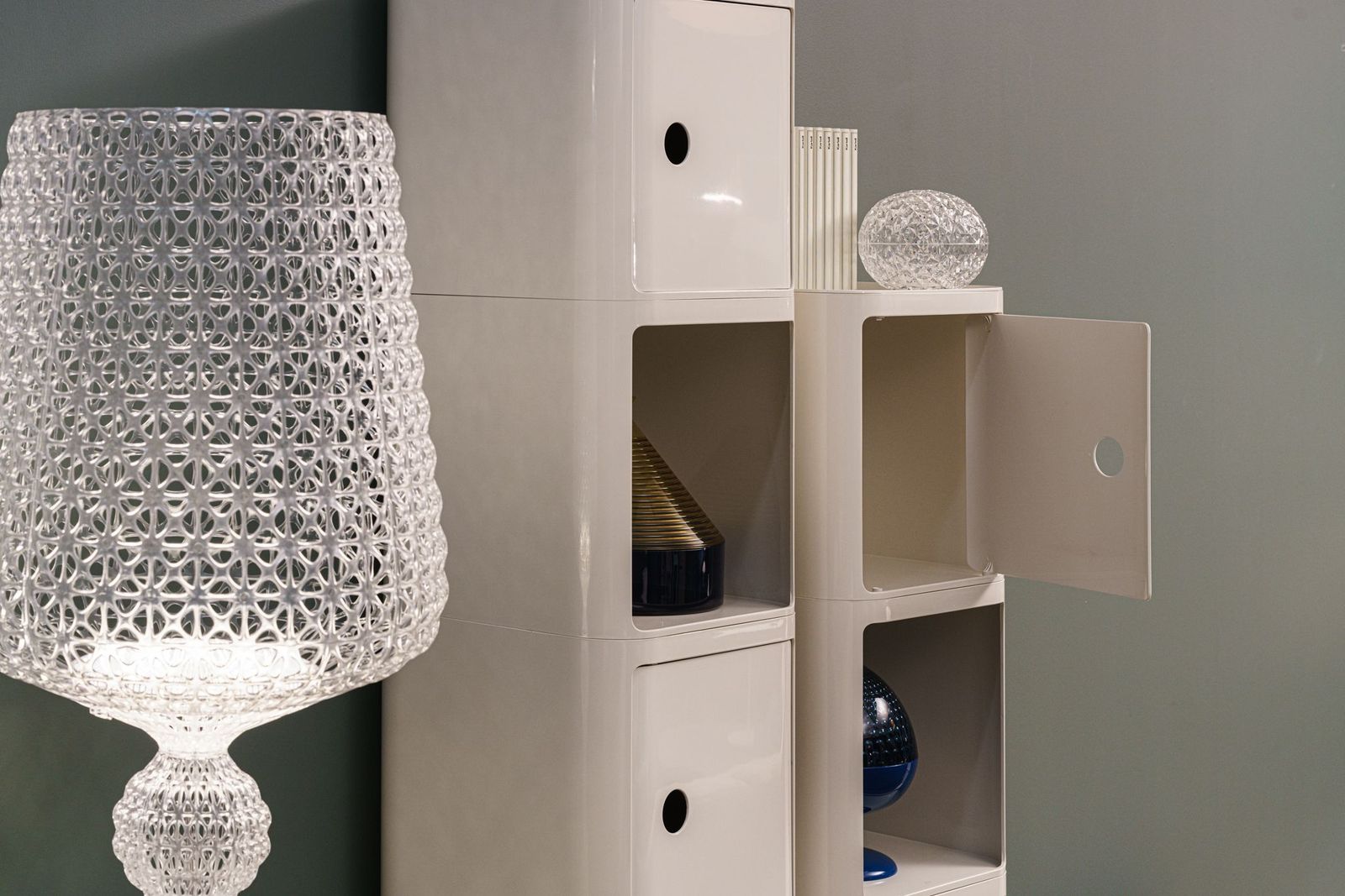 Kartell Стеллаж модульный High Square от Kartell — в интерьере