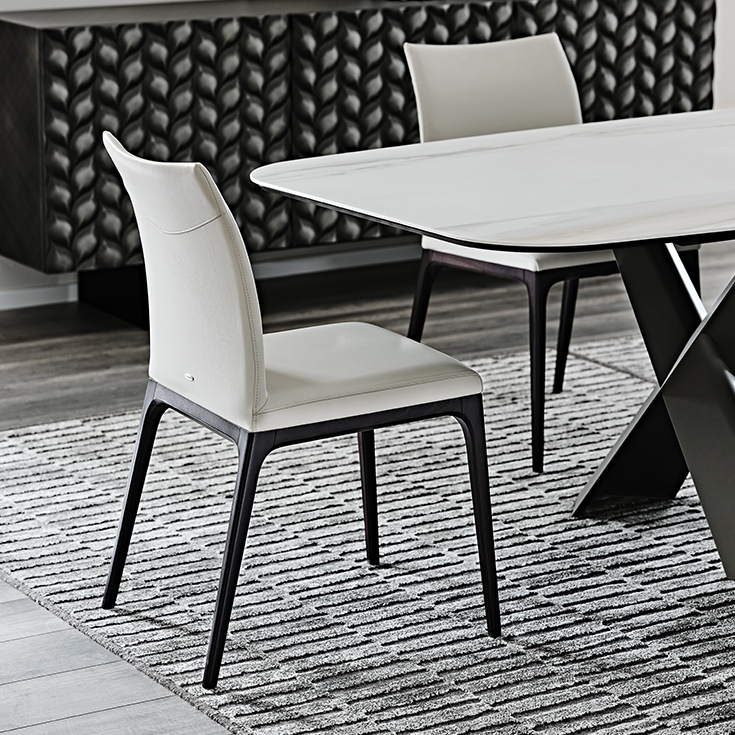 Cattelan Italia Стул без подлокотников Arcadia pelle 948 lino/nero от Cattelan Italia — в интерьере