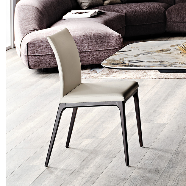 Cattelan Italia Стул без подлокотников Arcadia pelle 948 lino/nero от Cattelan Italia — в интерьере