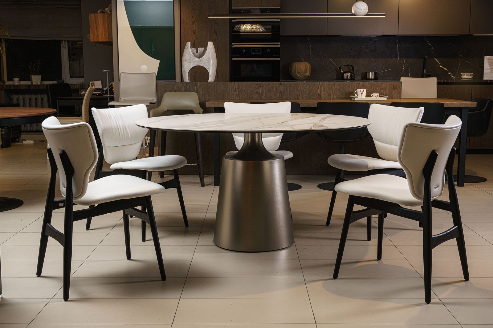 Cattelan Italia Стол Yoda Keramik Round KM05 Golden от Cattelan Italia — в интерьере