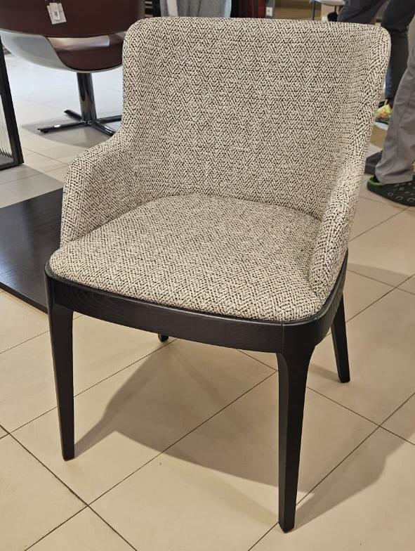 Cattelan Italia Стул Magda B noce Canaletto / tessuto B222 от Cattelan Italia — в интерьере