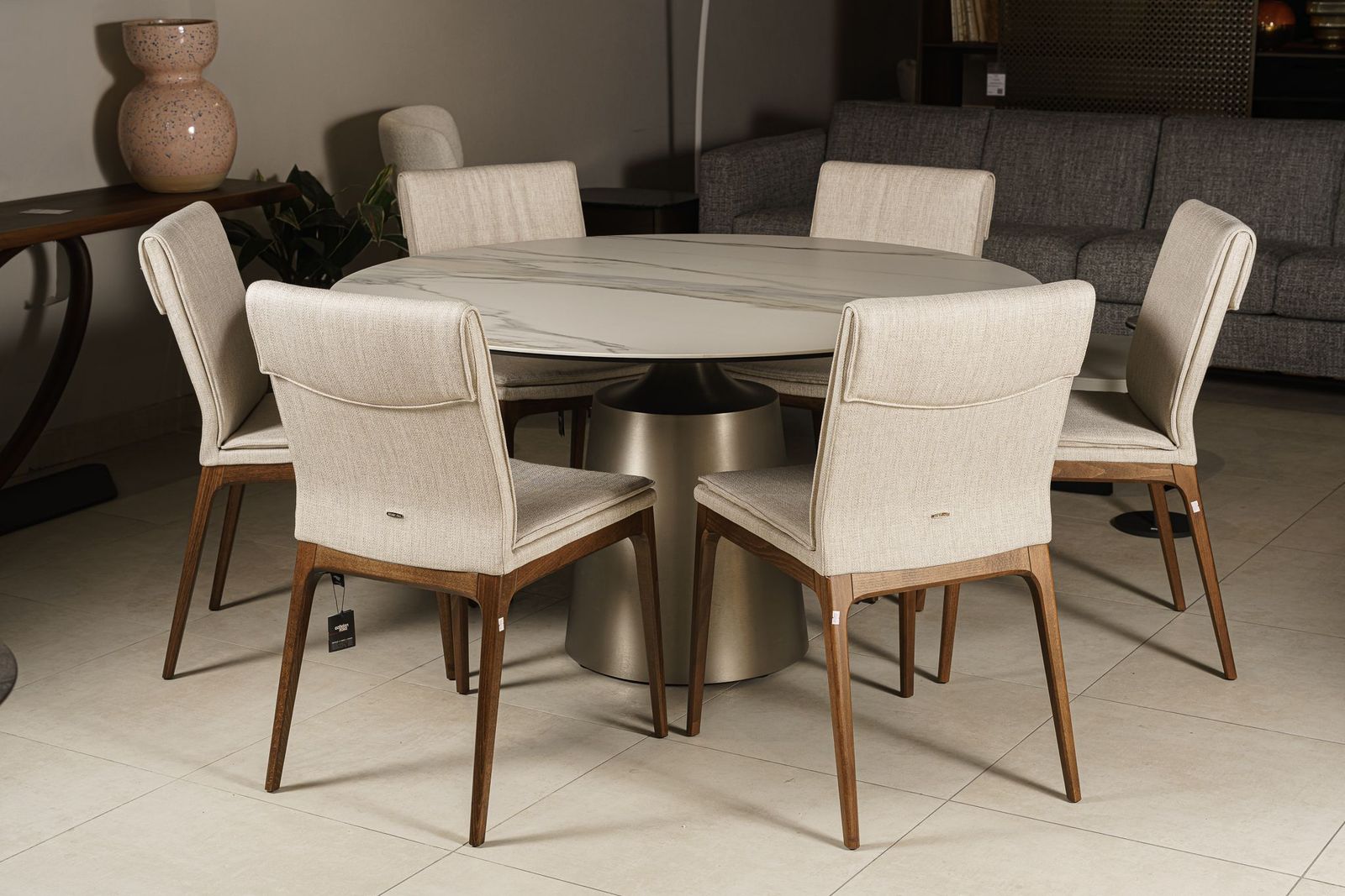Cattelan Italia Стул Sofia noce canaletto / tess.B714 от Cattelan Italia — в интерьере