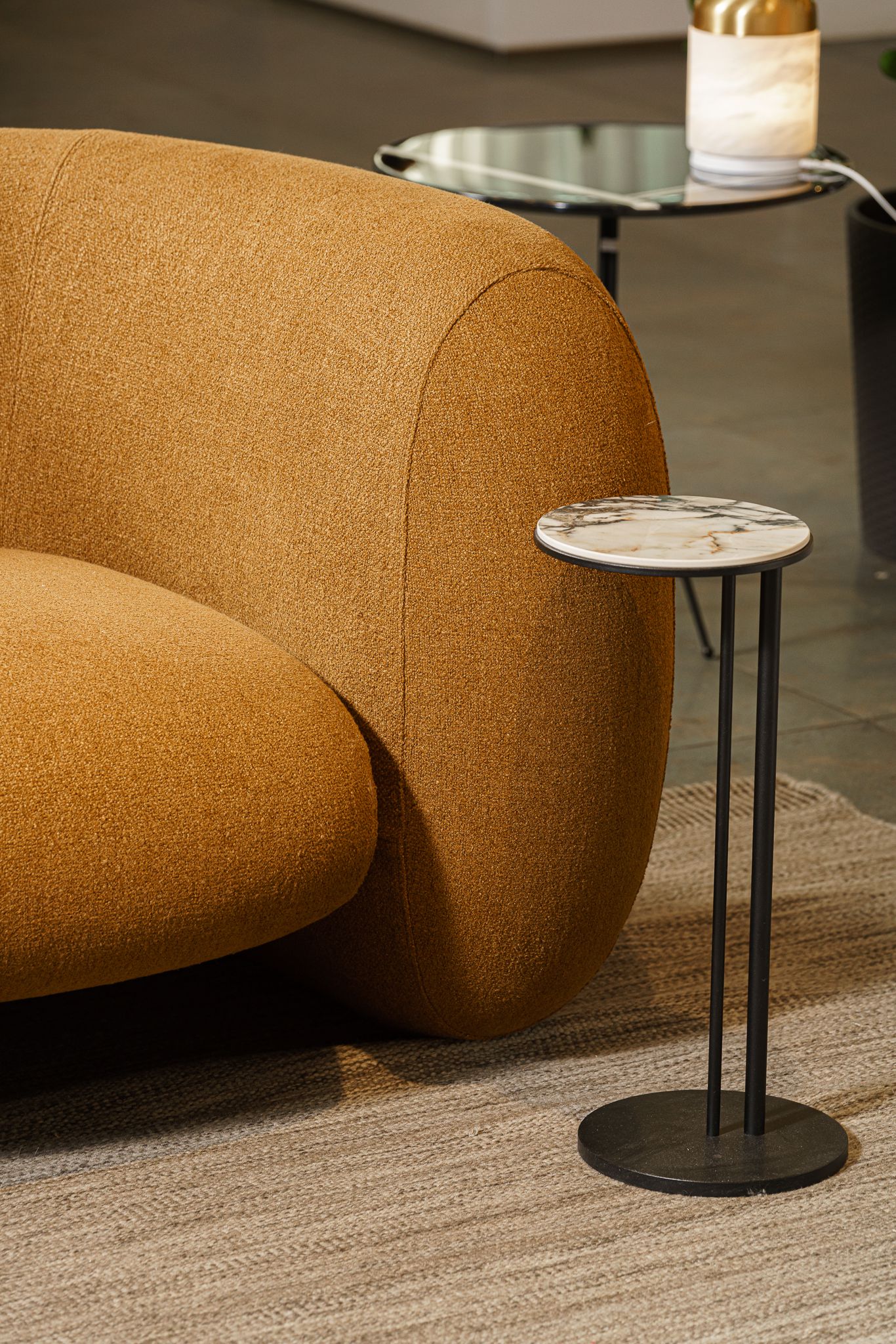 Cattelan Italia Журнальный столик Sting KM11 Makalu от Cattelan Italia — в интерьере