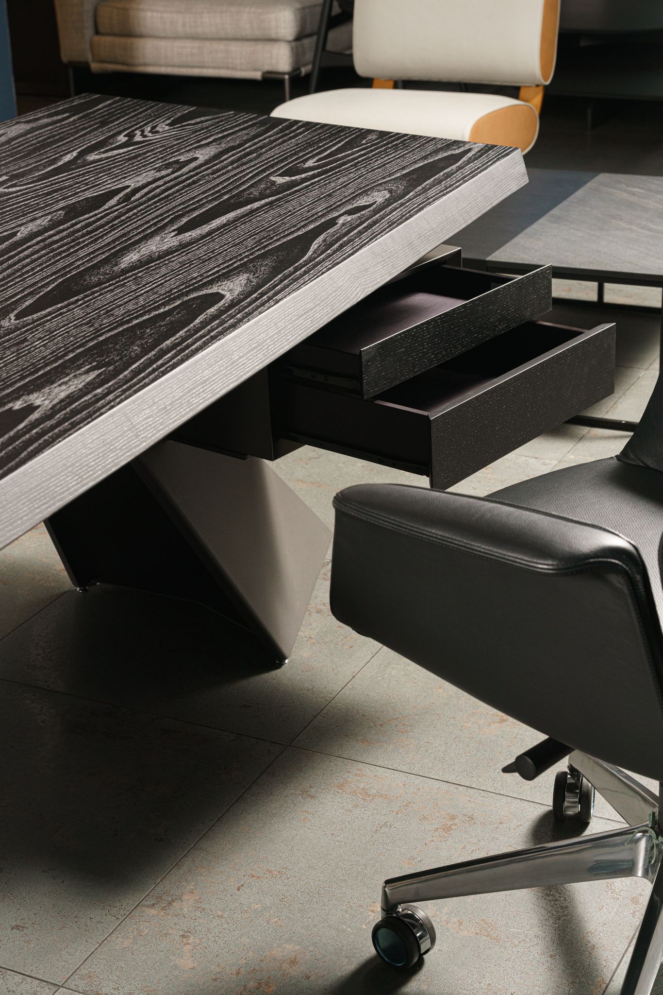 Cattelan Italia Письменный стол Nasdaq OLM73 от Cattelan Italia — в интерьере