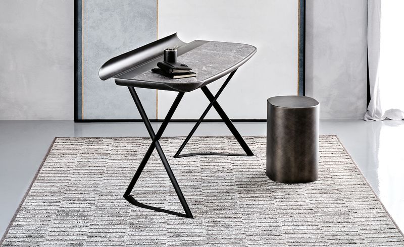 Cattelan Italia Письменный стол Cocoon Keramik KM13 Arenal / brushed grey от Cattelan Italia — в интерьере