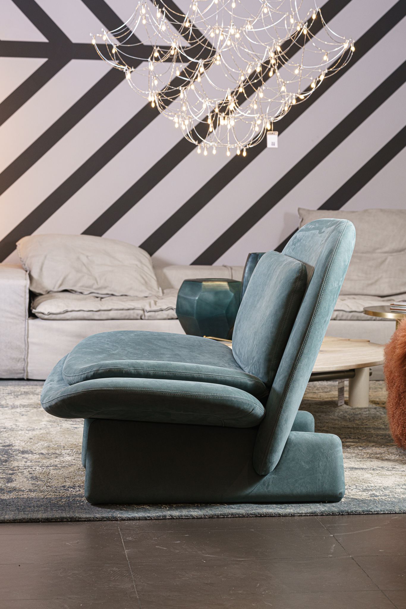 Baxter Кресло Elli Kashmir Sucre от Baxter — в интерьере