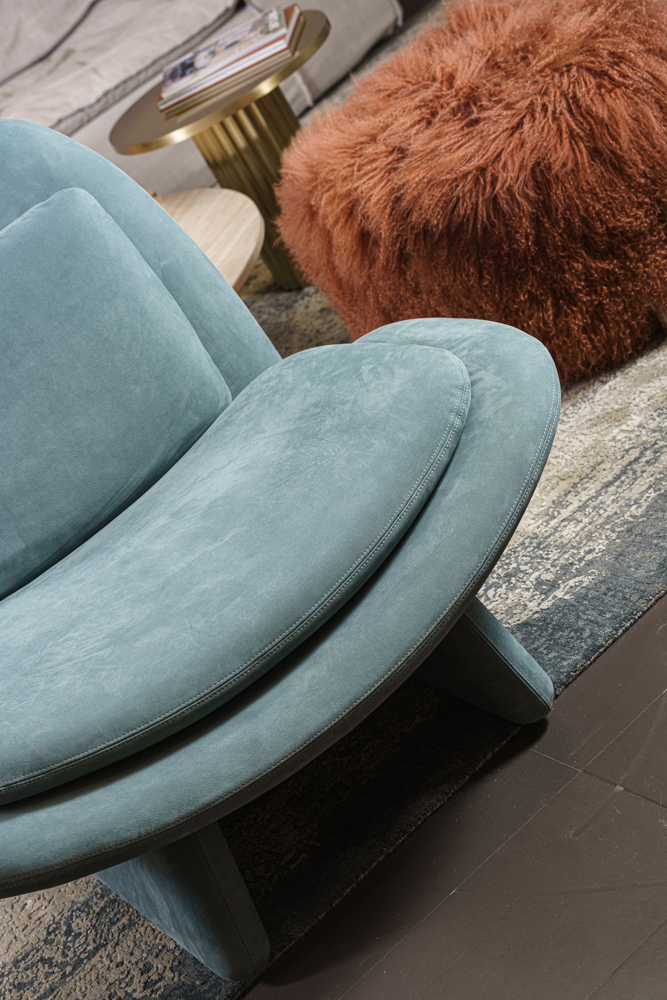 Baxter Кресло Elli Kashmir Sucre от Baxter — в интерьере