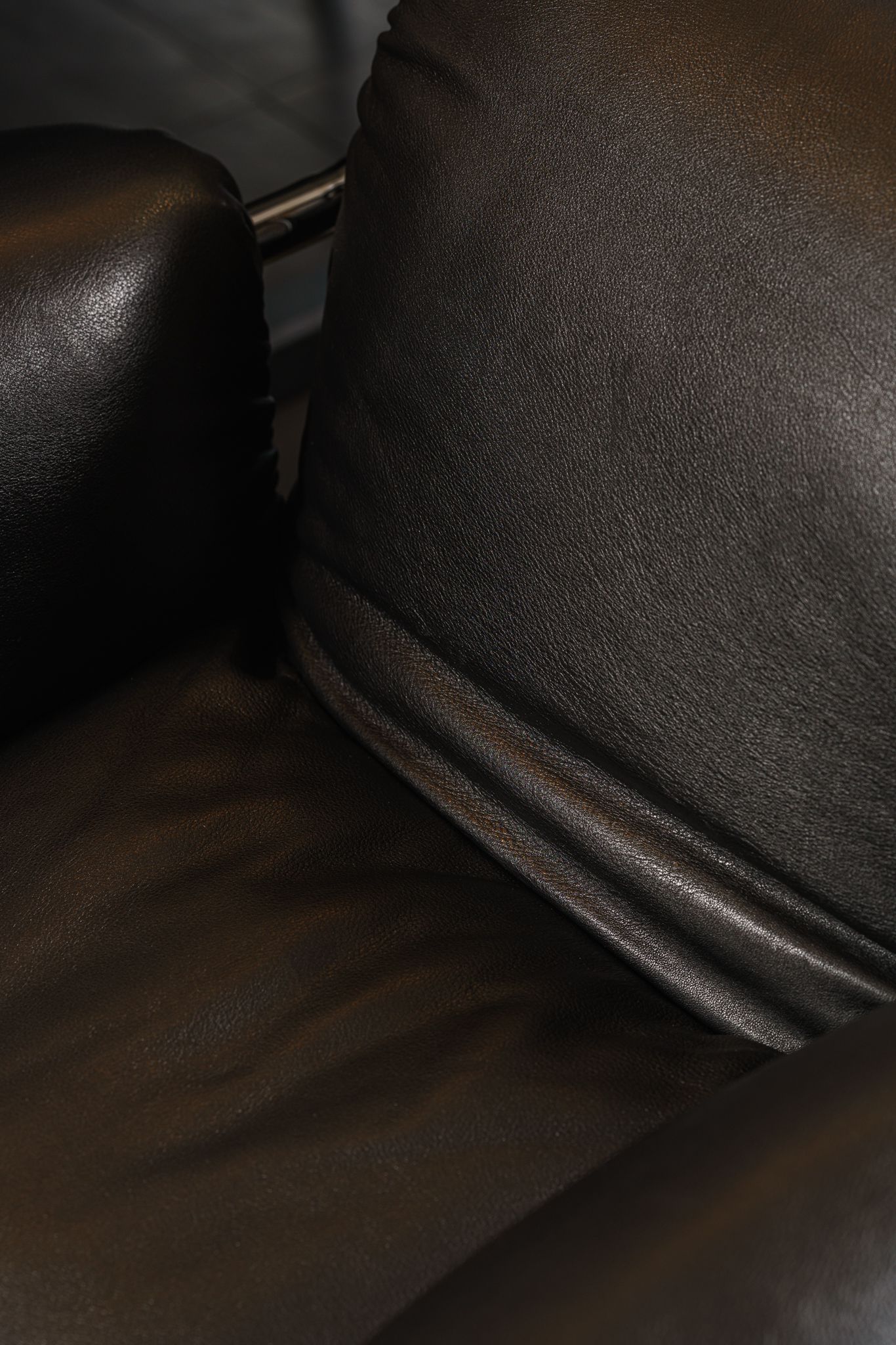 Baxter Стул So Far Polish Deep Black от Baxter — в интерьере