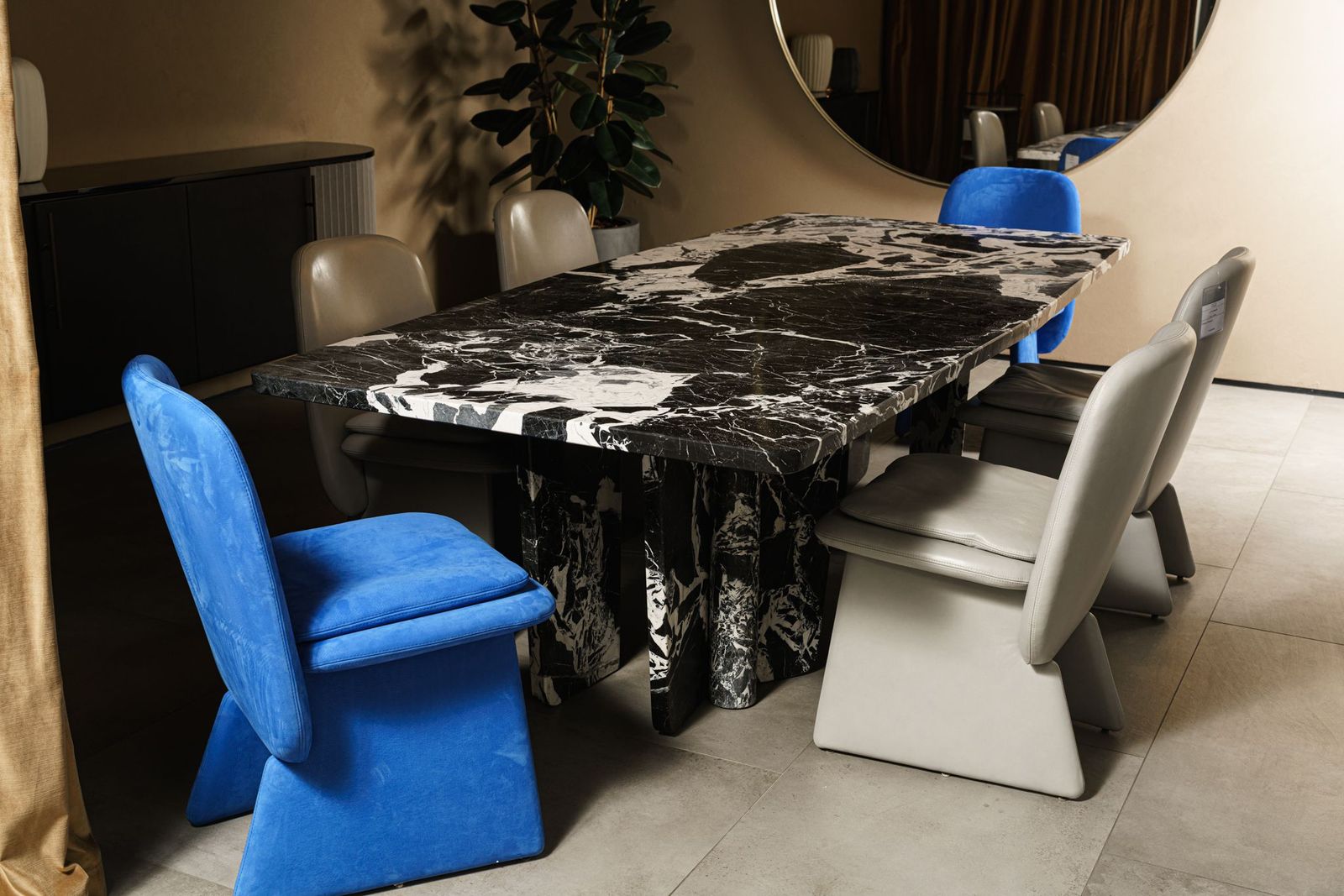 Baxter Стул Jodie Electric Blue от Baxter — в интерьере