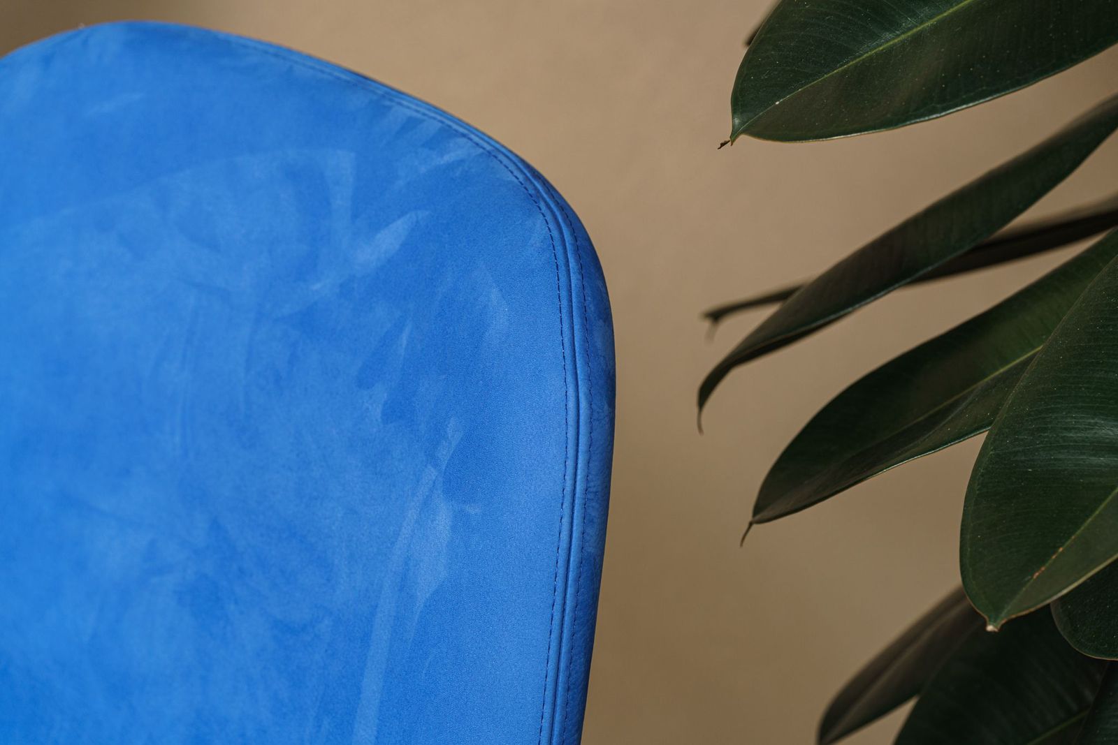 Baxter Стул Jodie Electric Blue от Baxter — в интерьере