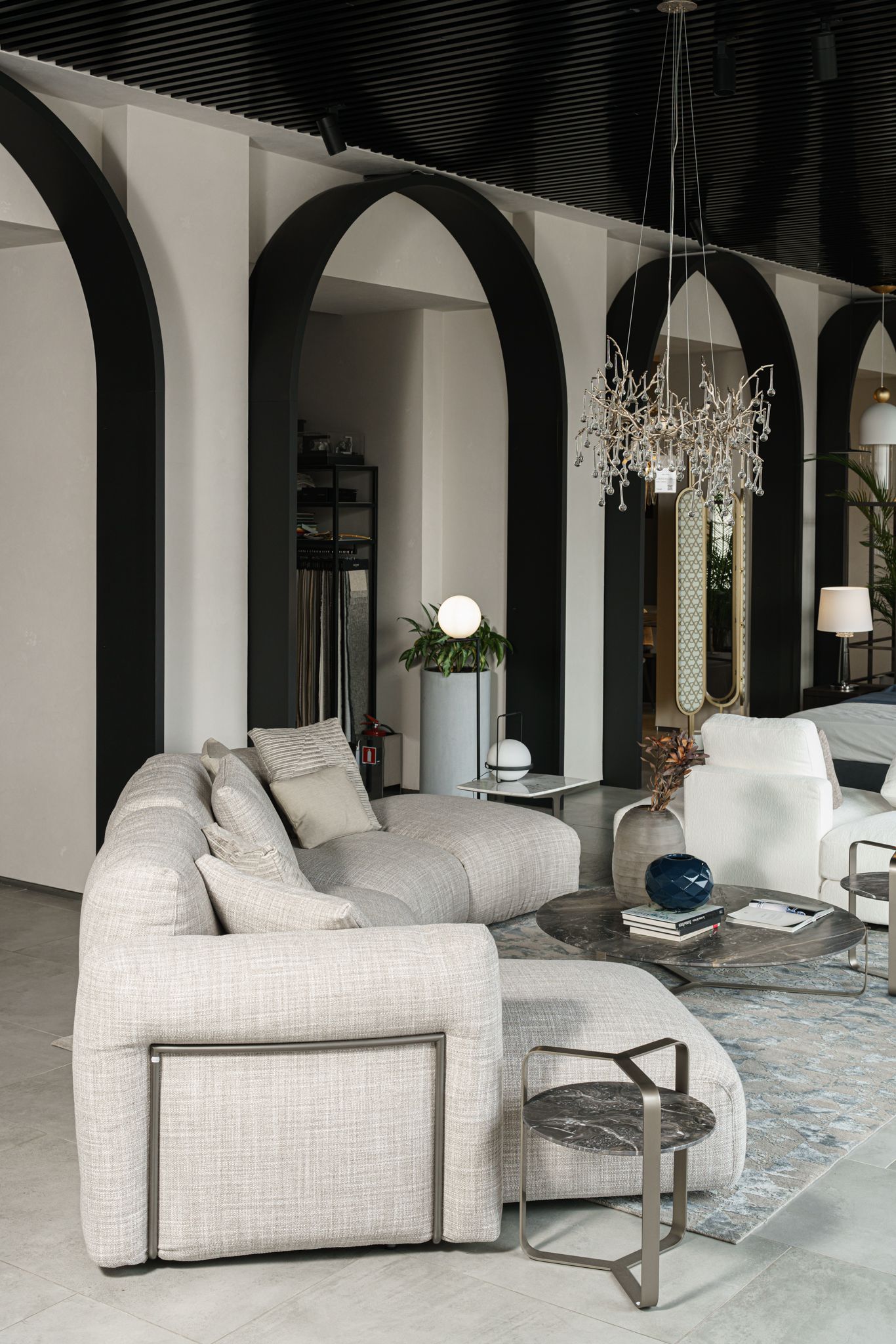 Flou Диван Fiocco Alexander 813 от Flou — в интерьере