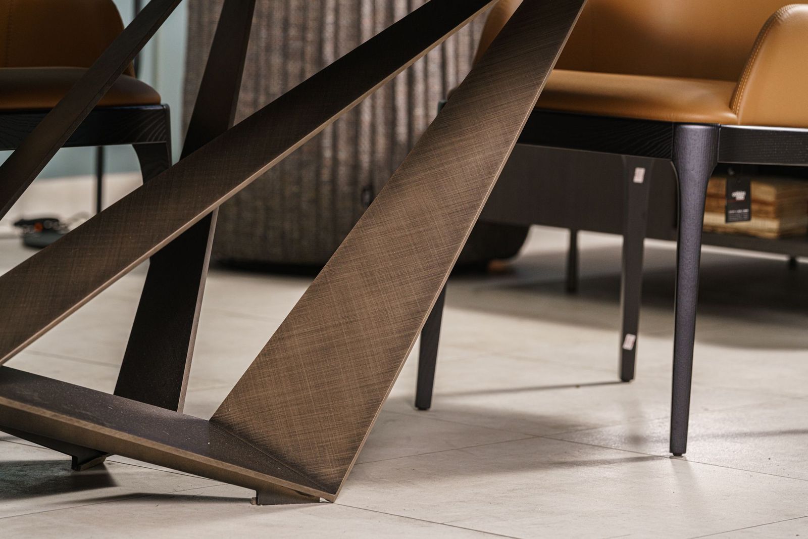 Cattelan Italia Стол Skorpio Keramik KM14 Corcovado от Cattelan Italia — в интерьере