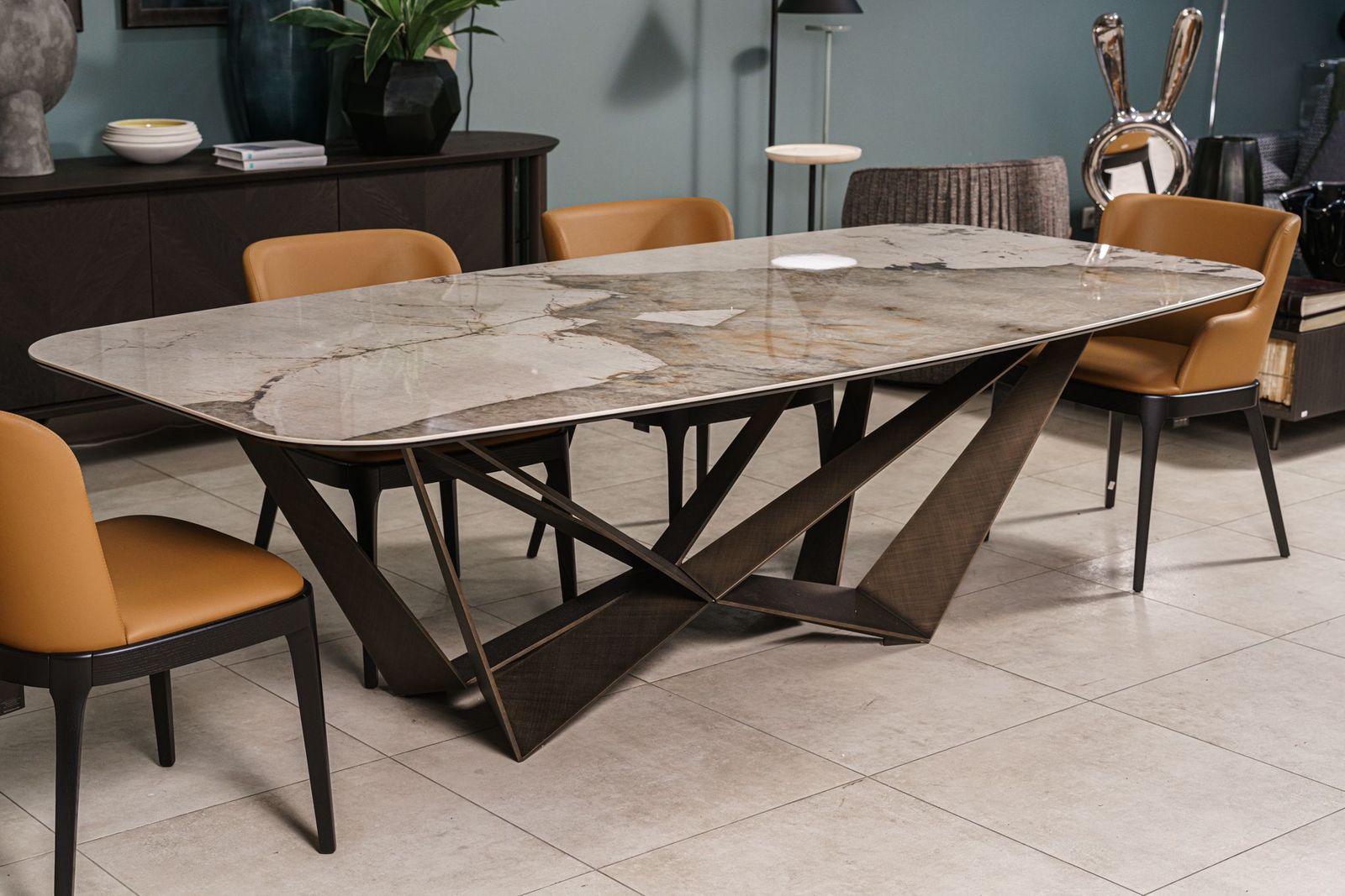 Cattelan Italia Стол Skorpio Keramik KM14 Corcovado от Cattelan Italia — в интерьере
