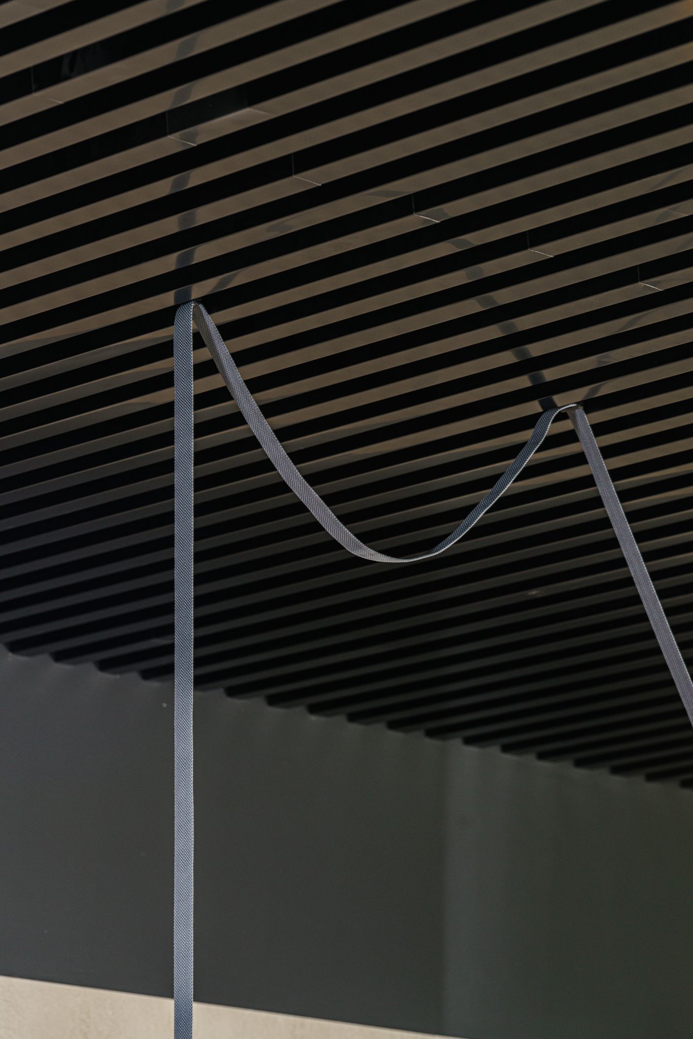 Vibia Подвесной светильник Plusminus Blue от Vibia — в интерьере