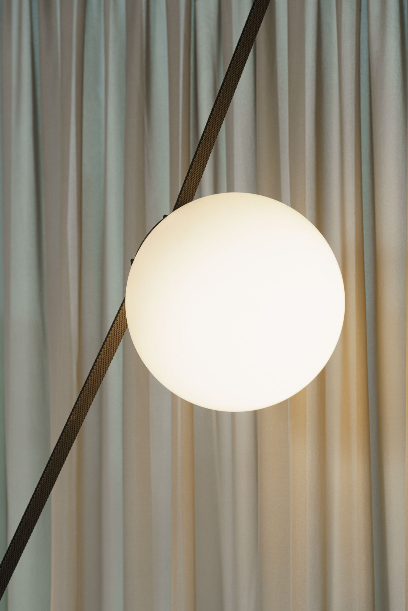 Vibia Подвесной светильник Plusminus Black от Vibia — в интерьере