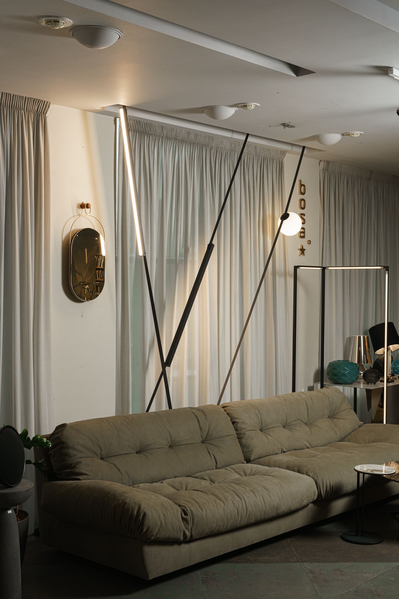Vibia Подвесной светильник Plusminus Black от Vibia — в интерьере