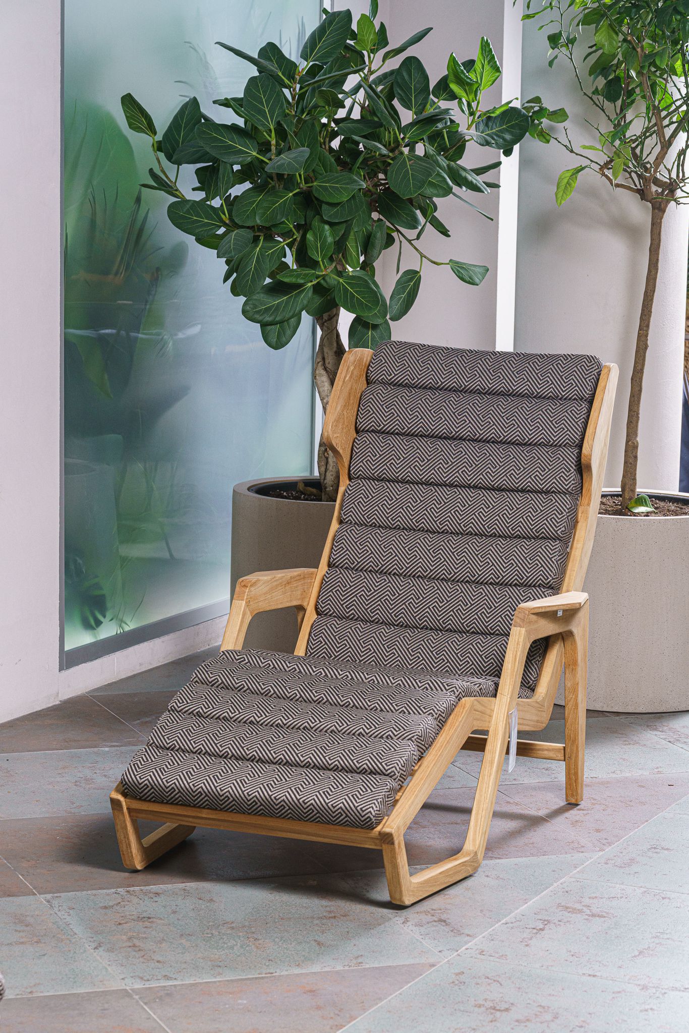 Molteni&C Уличный шезлонг D.150.5 от Molteni & C — в интерьере