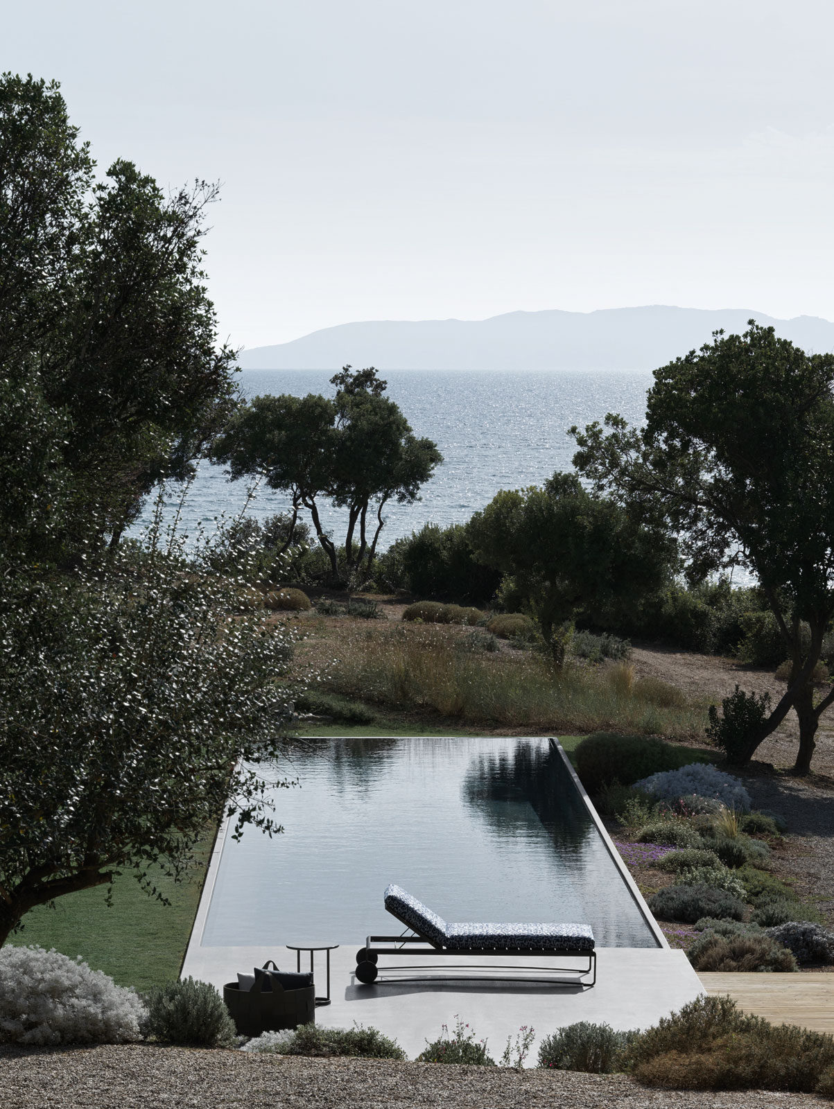 Molteni&C Шезлонг Guell от Molteni & C — в интерьере