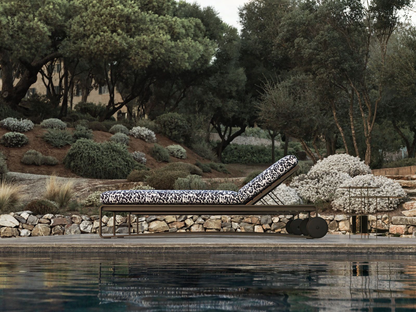 Molteni&C Шезлонг Guell от Molteni & C — в интерьере