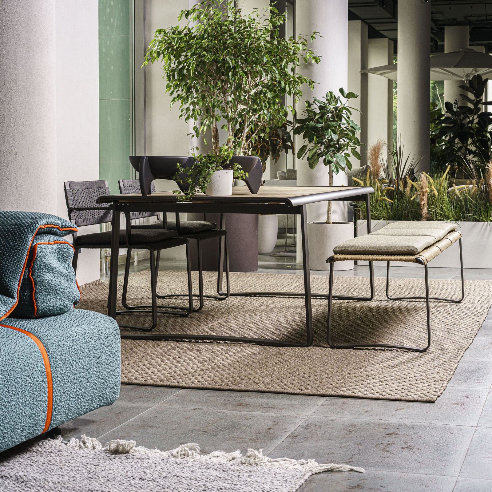 Molteni&C Уличный стул Green Point от Molteni & C — в интерьере