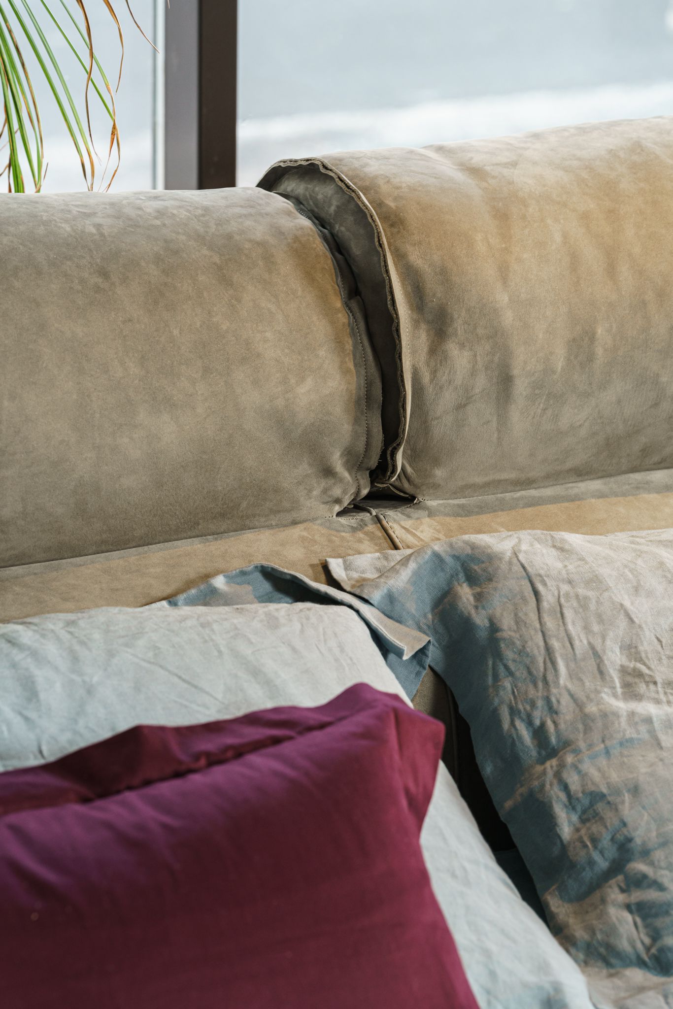 Baxter Кровать Miami Soft Kashmir Mousse от Baxter — в интерьере