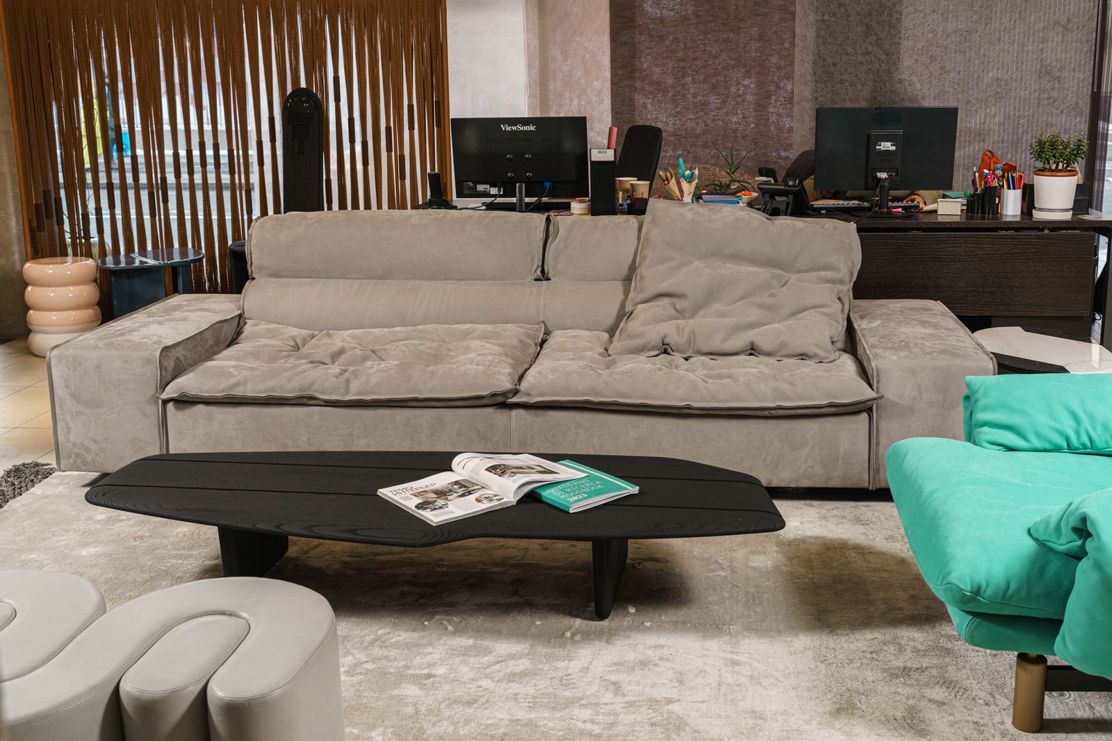 Baxter Диван прямой Miami Soft Nabuck Light Grey от Baxter — в интерьере