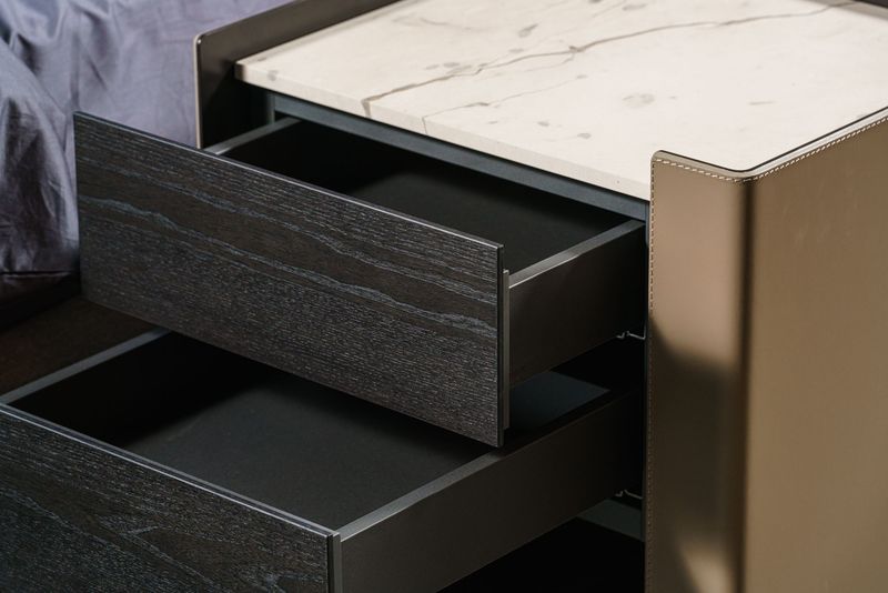 Poliform Прикроватная тумбочка Chloe Zecevo Marble от Poliform