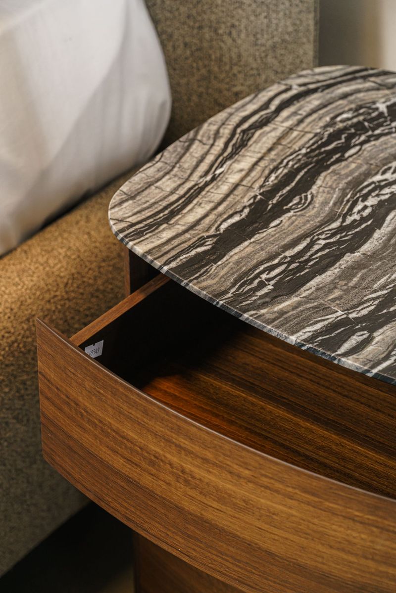 Molteni&C Прикроватная тумбочка 4040 Silver Wave от Molteni & C