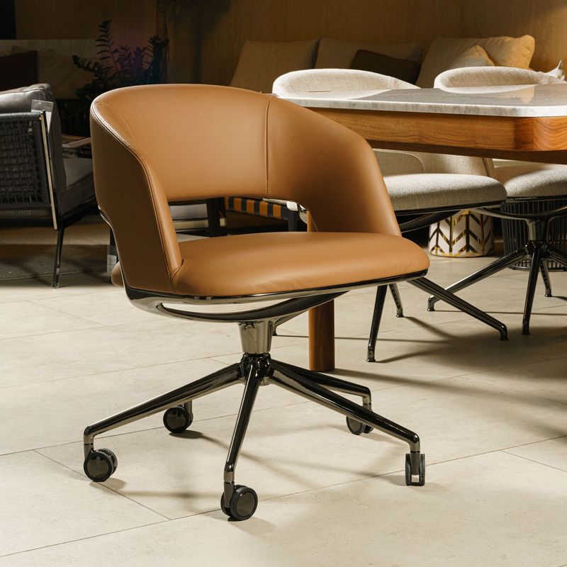 Flexform Кресло на колесиках Alma от Flexform — в интерьере