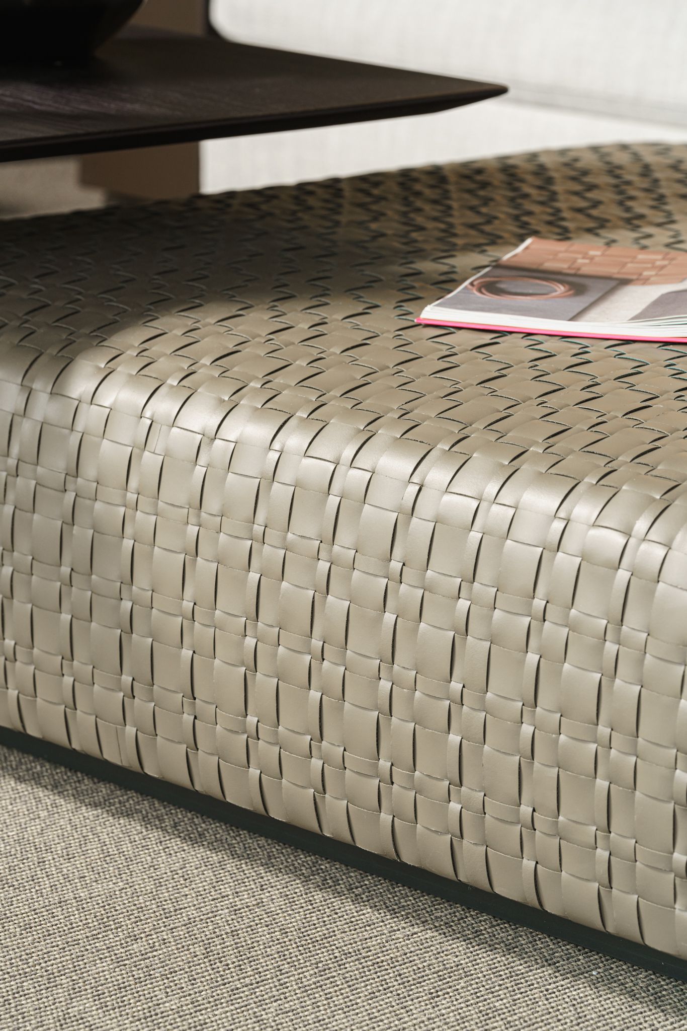 Flexform Пуф Bangkok Olive 120 от Flexform — в интерьере