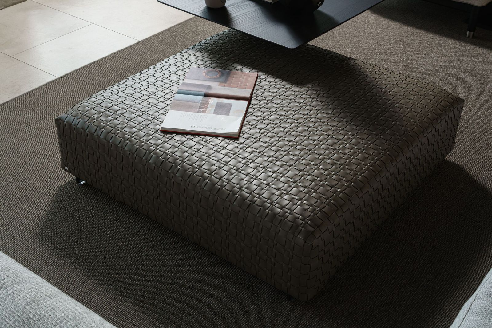 Flexform Пуф Bangkok Olive 120 от Flexform — в интерьере