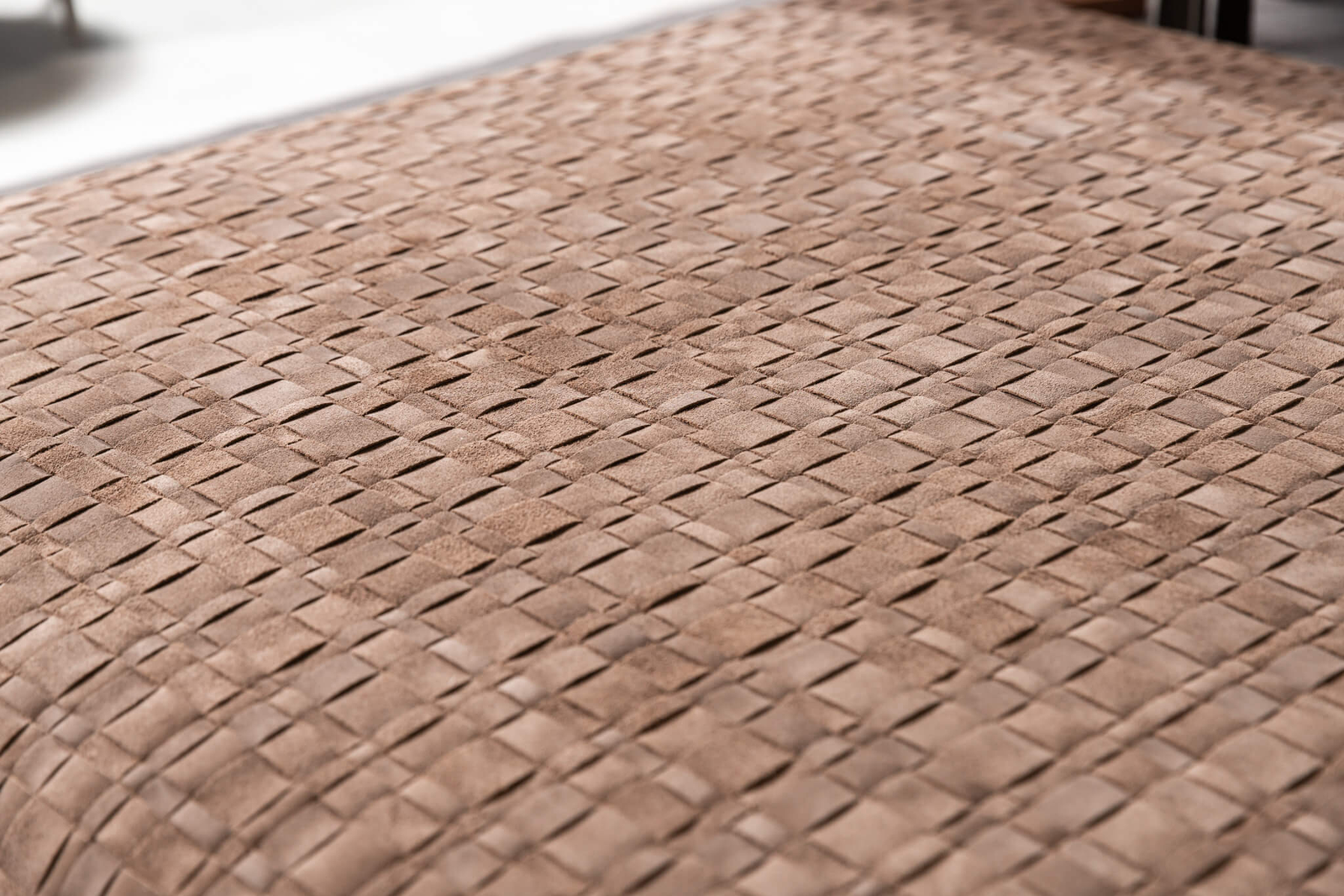 Flexform Пуф Bangkok Suede Brown 120 от Flexform — в интерьере