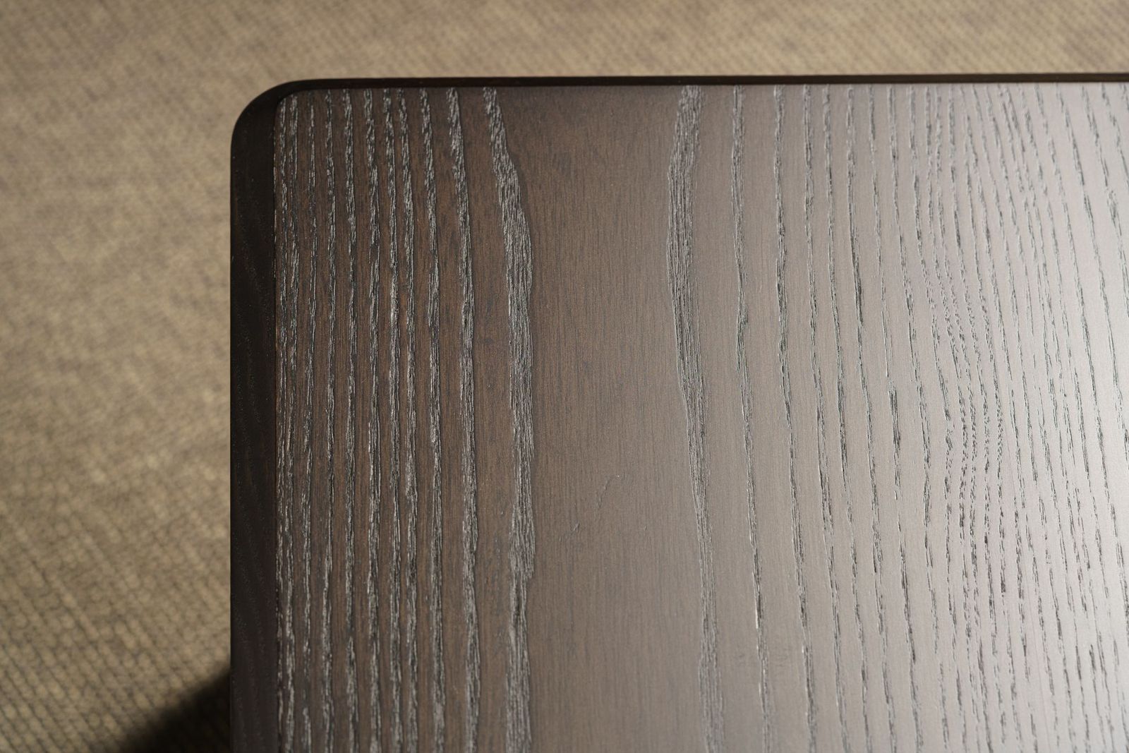 Flexform Журнальный столик Kobo Brown 40/54 от Flexform — в интерьере