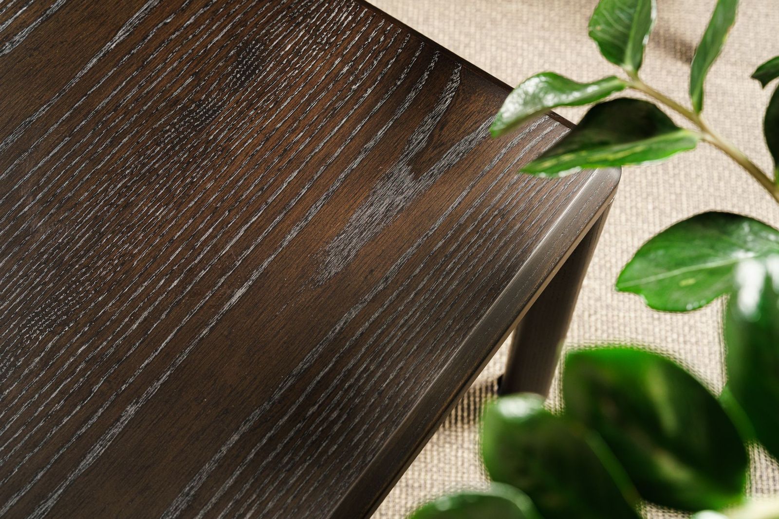 Flexform Журнальный столик Kobo Brown 40/54 от Flexform — в интерьере