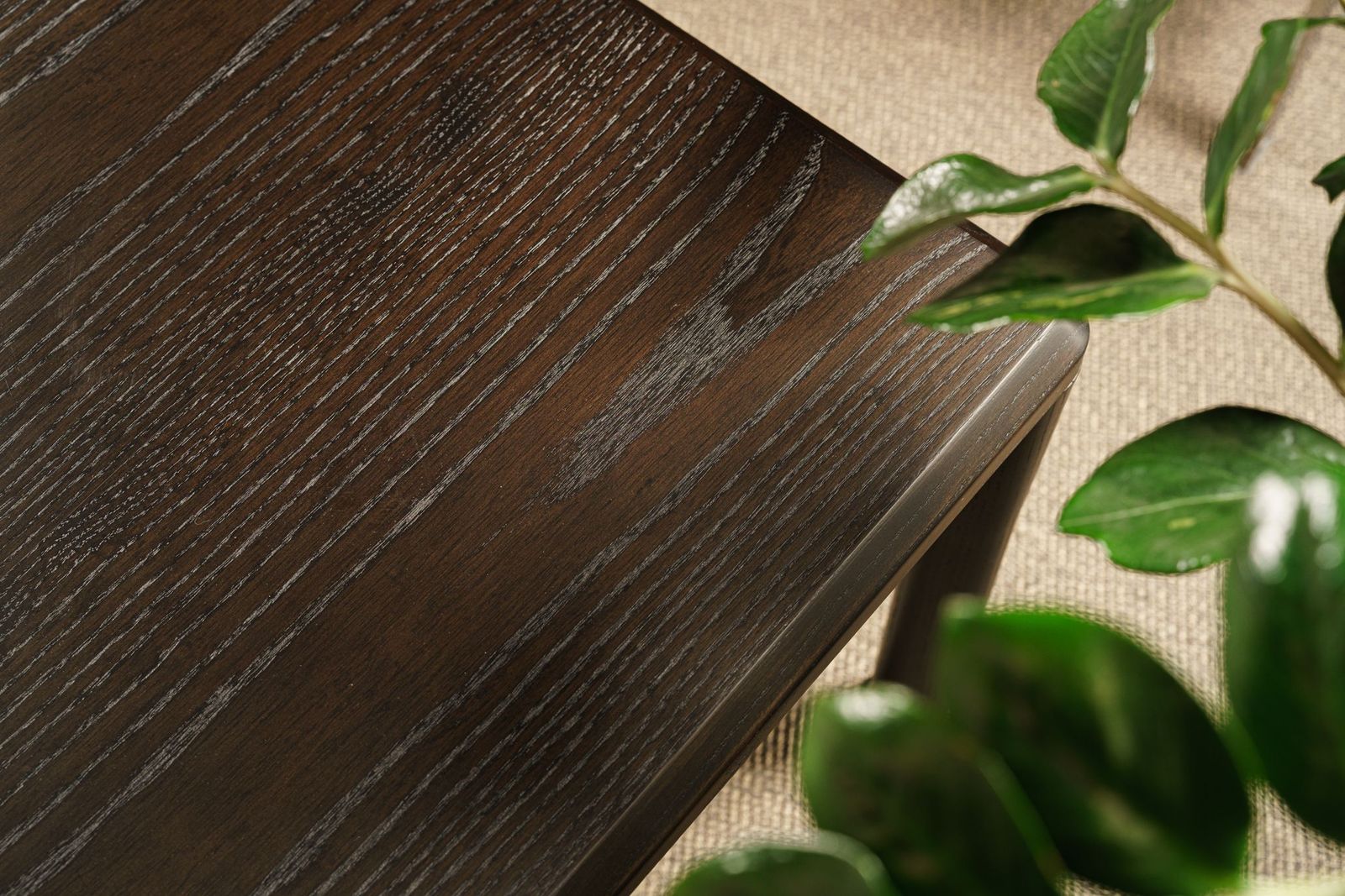Flexform Журнальный столик Kobo Brown 40/54 от Flexform — в интерьере