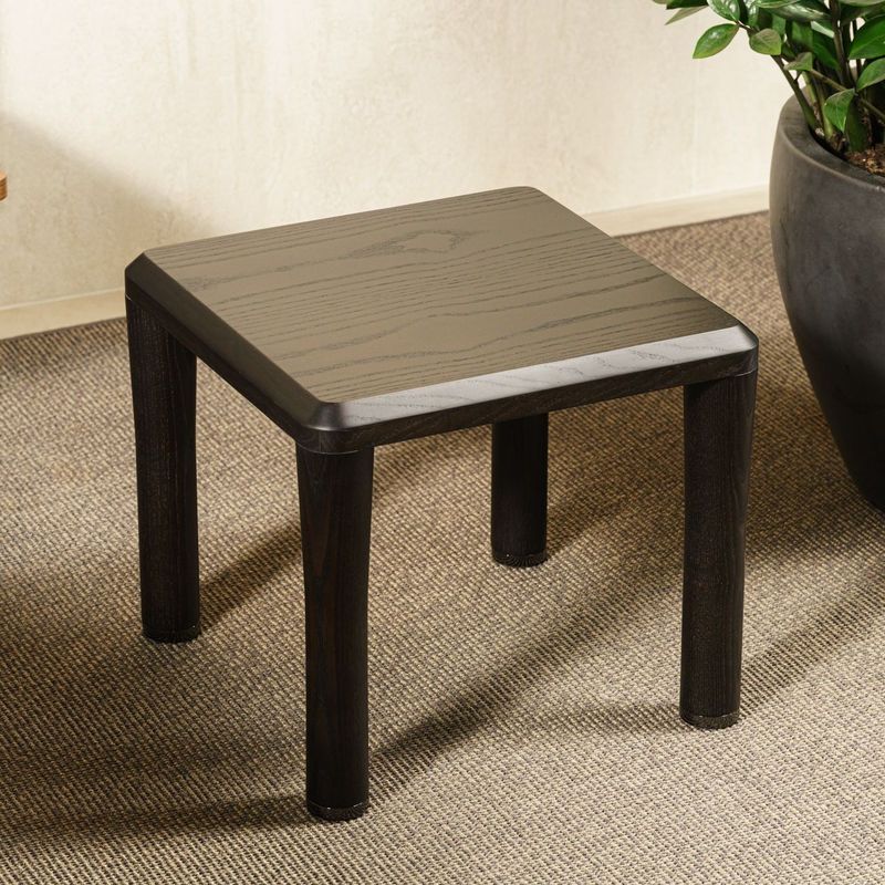 Flexform Журнальный столик Kobo Brown 40/54 от Flexform — в интерьере