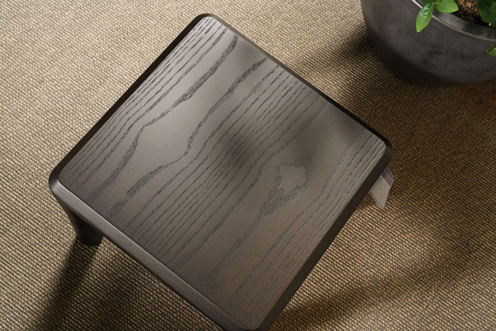 Flexform Журнальный столик Kobo Brown 40/54 от Flexform — в интерьере