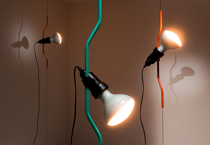 Flos Подвесной светильник Parentesi 50 Orange signal F5601075 от Flos — в интерьере