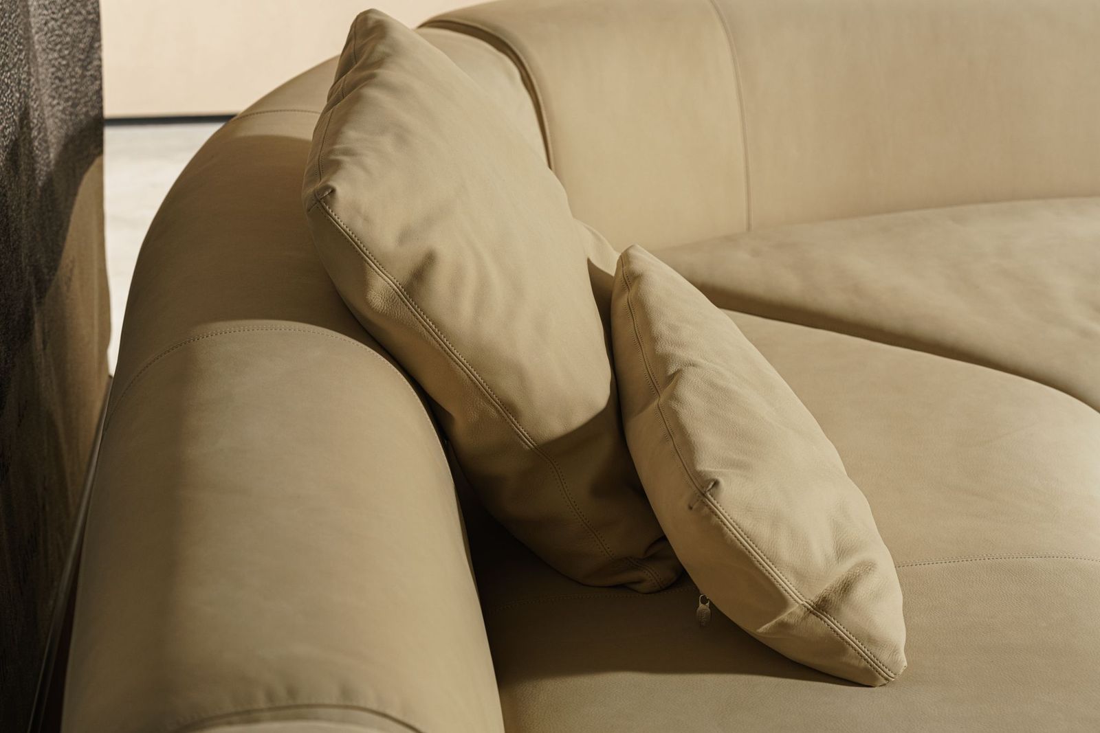 Baxter Диван из 3 модулей Piaf Kashmir Chantilly Crema от Baxter — в интерьере