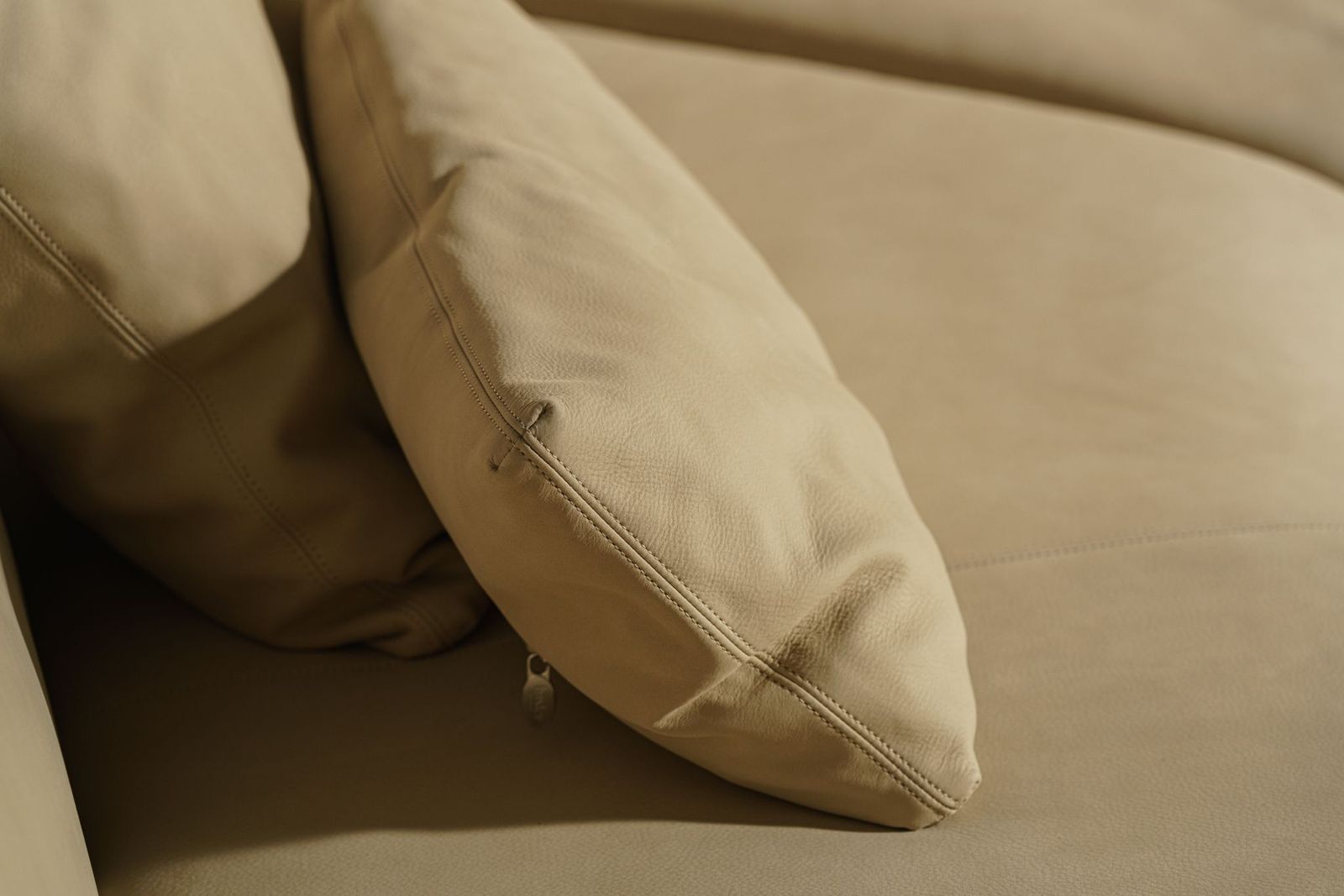 Baxter Диван из 3 модулей Piaf Kashmir Chantilly Crema от Baxter — в интерьере