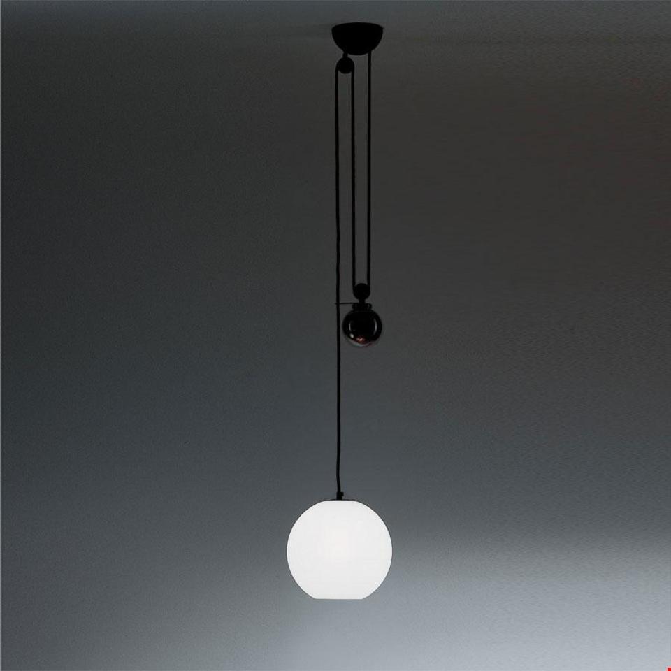 Artemide Подвесной светильник Aggregato круглый от Artemide — в интерьере