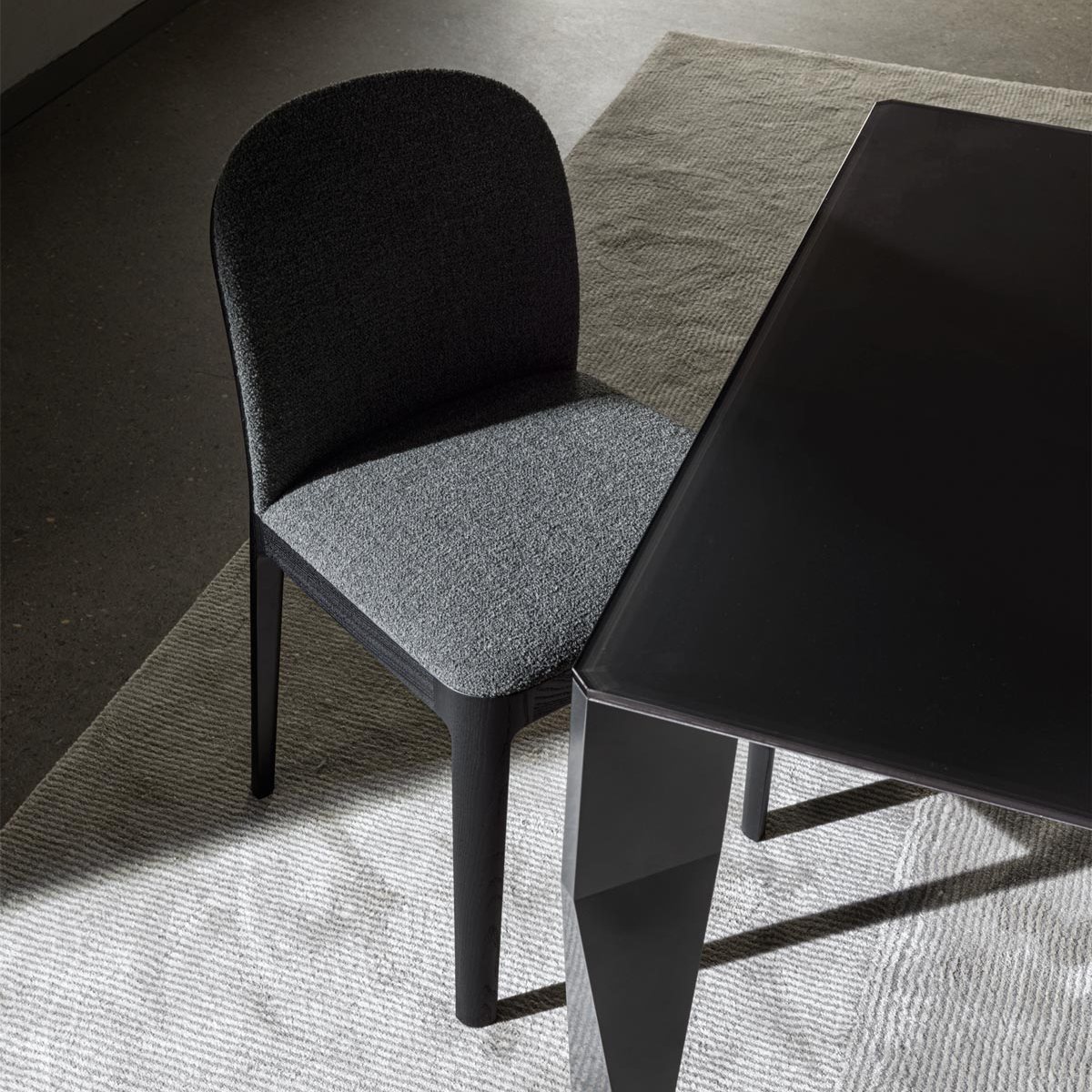 Molteni&C Стул Tea Leather Siria 1291/oak black от Molteni & C — в интерьере