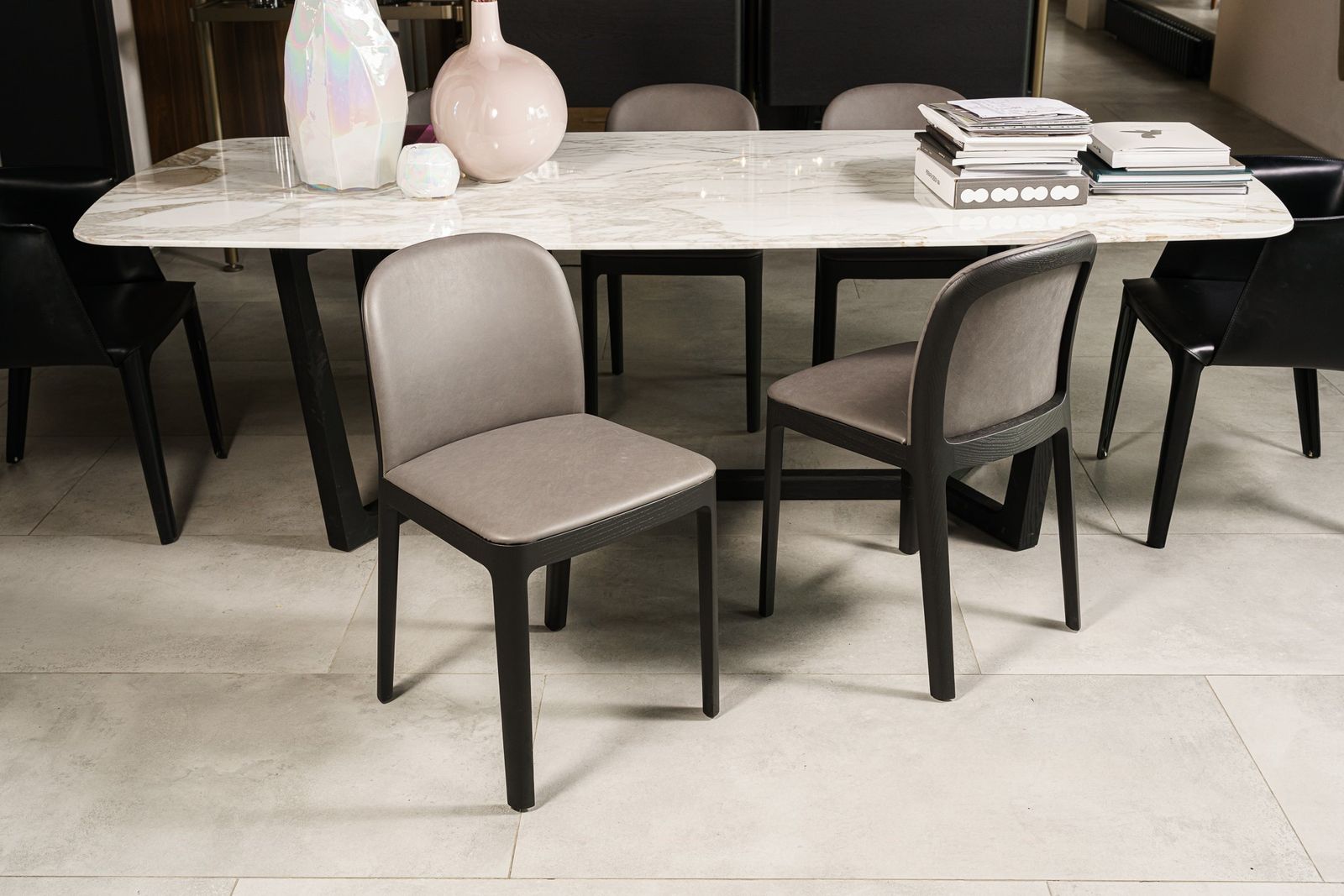 Molteni&C Стул Tea Leather Siria 1291/oak black от Molteni & C — в интерьере