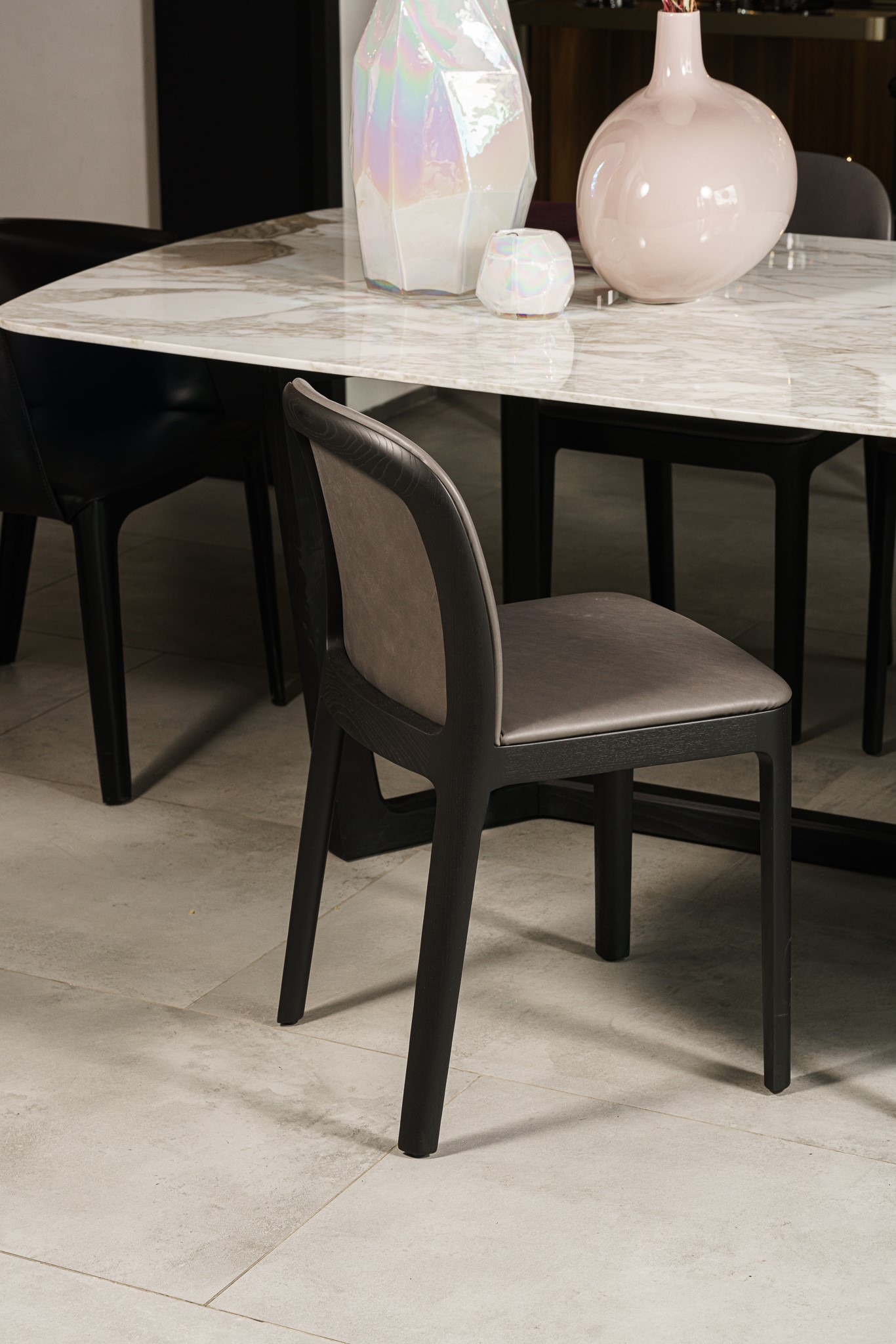 Molteni&C Стул Tea Leather Siria 1291/oak black от Molteni & C — в интерьере