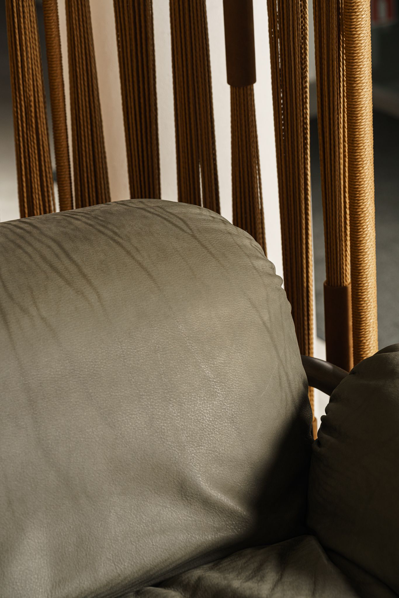 Baxter Кресло So Good Plume Mat Leather от Baxter — в интерьере