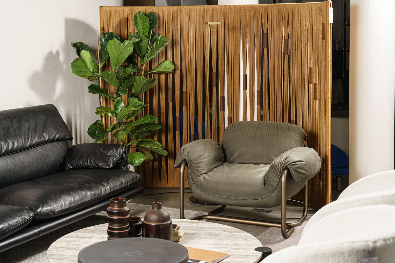 Baxter Кресло So Good Plume Mat Leather от Baxter — в интерьере