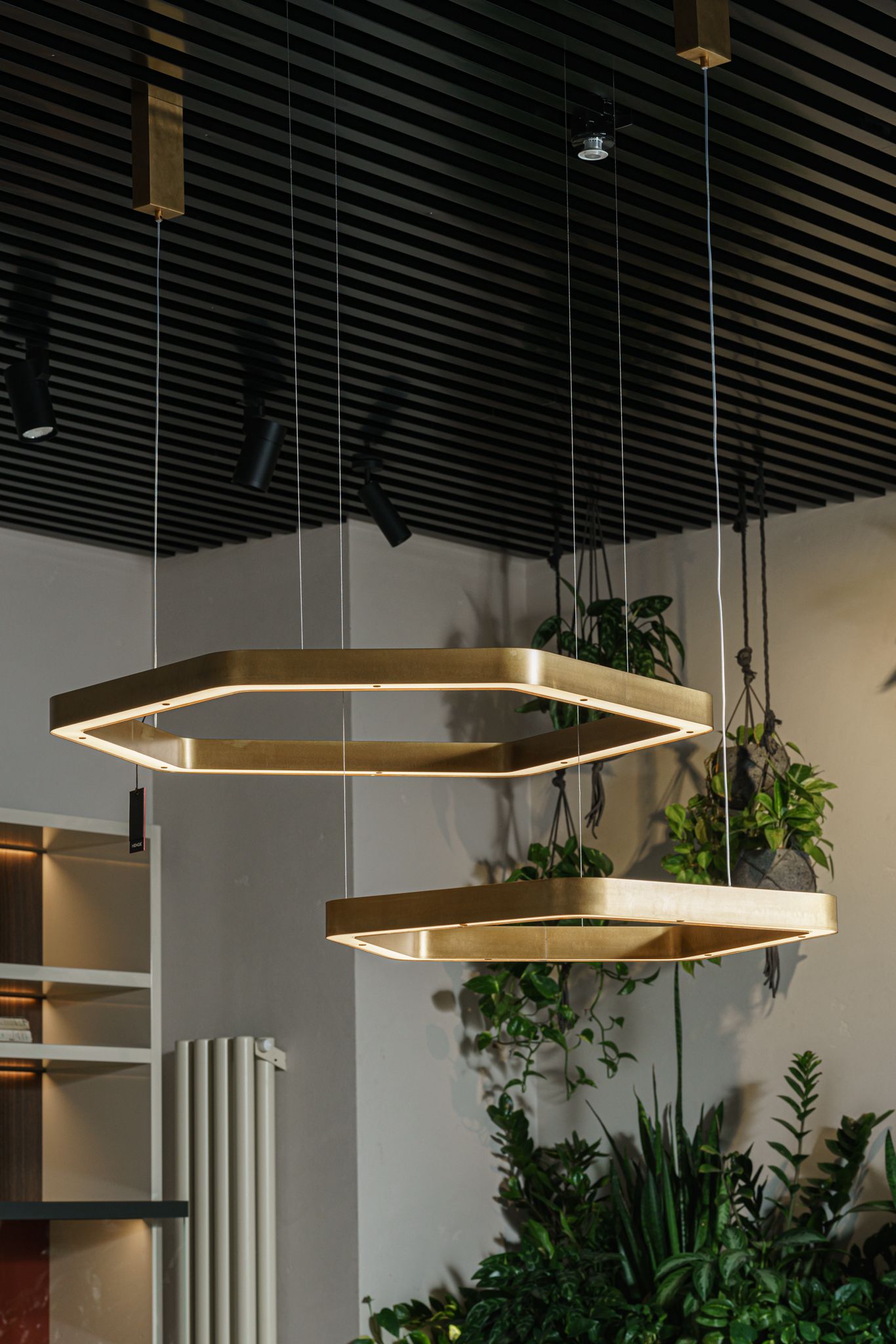 Henge Люстра Ring Horizontal Polygonal 70 от Henge — в интерьере